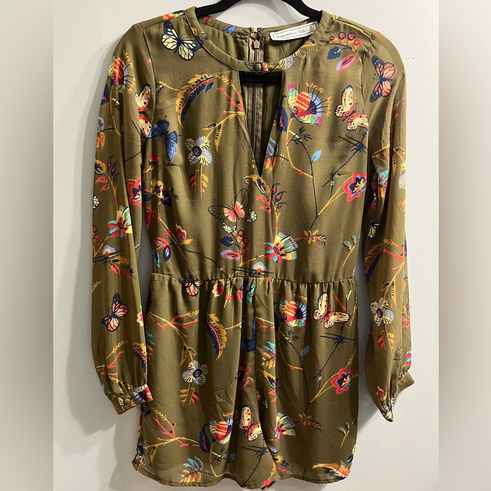 A&F Butterfly Romper🦋
